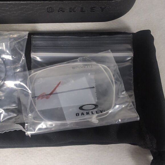 Oakley Black Glasses Sunglasses Case ONLY HDO Faux Leather Hardshell Bag Cloth - Picture 5 of 16